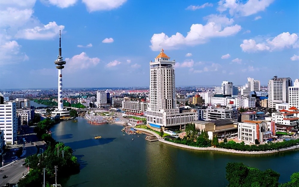 江苏经济腾飞，机遇与挑战并存